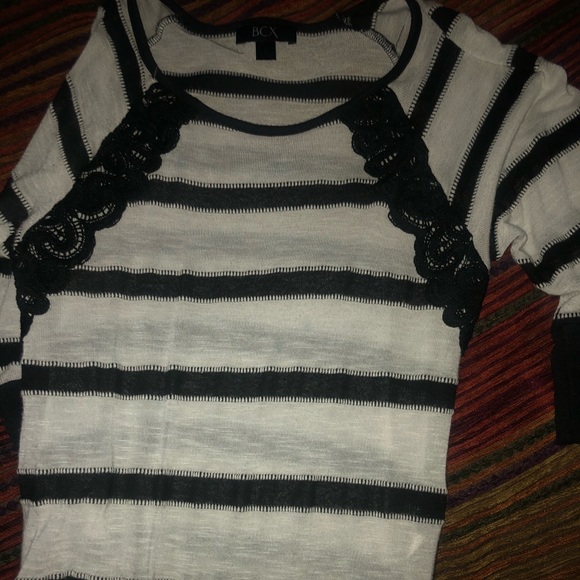 Top - Picture 2 of 4